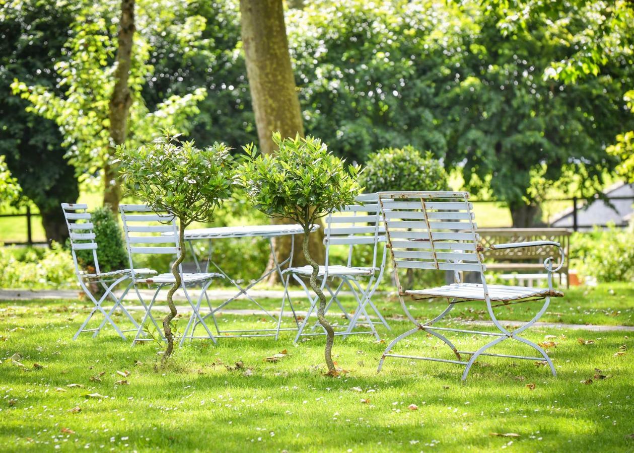 Domaine De La Palombe Guest House Villiers-Fossard Exterior photo